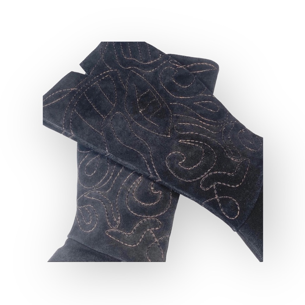 new Chico’s 𑁍 Italia Tall Metallic Embroidery Heeled Boots 𑁍 Black Suede 𑁍 6 - Picture 8 of 16